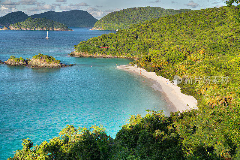 Trunk Bay view point, St. John USVI。